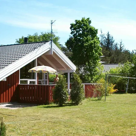 6 Person In Hadsund *