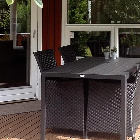 6 Person In Hadsund *